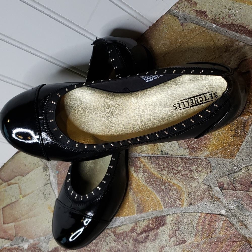 Seychelles Viborg Patent Black Studded Ballet Flats Size 7